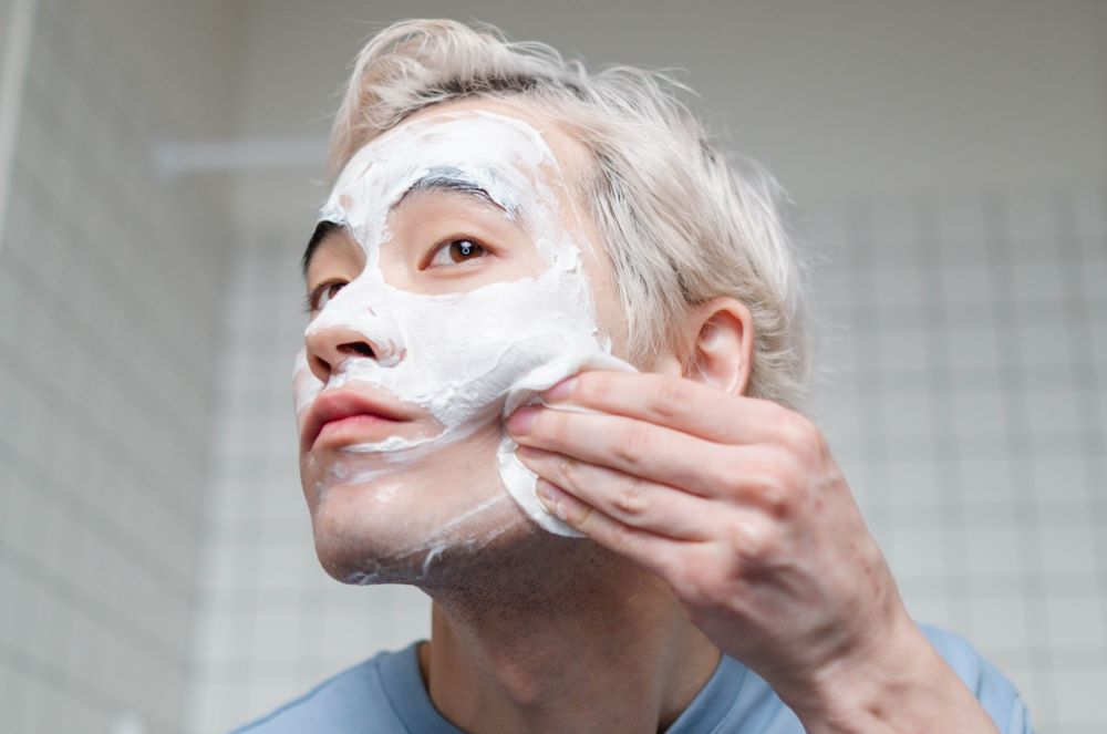 Do Clay Masks Really Unclog Pores?